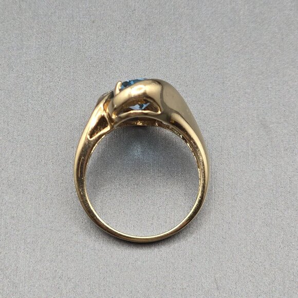 10K Yellow Gold Pear-Cut Sky-Blue Topaz & Diamond Accents Ring Size 7 4.66g - Picture 5 of 16